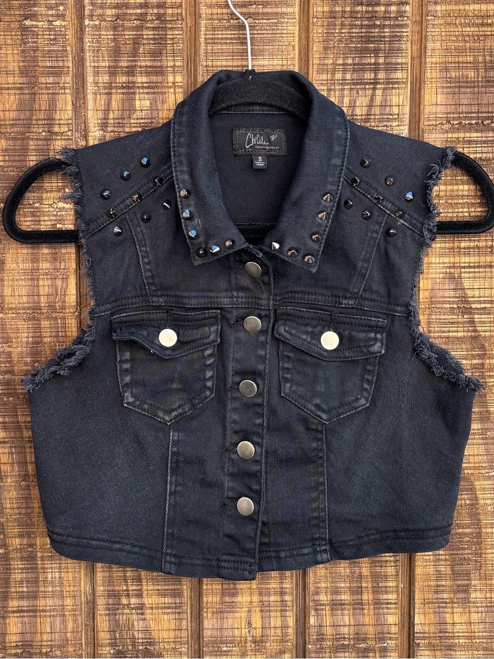 Chiqle Black Denim Moto Sleeveless Studded Cropped Vest Jacket